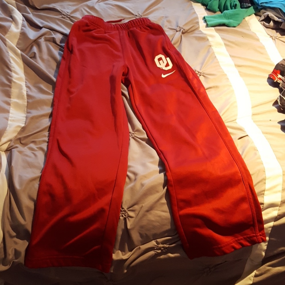 OU Nike sweats